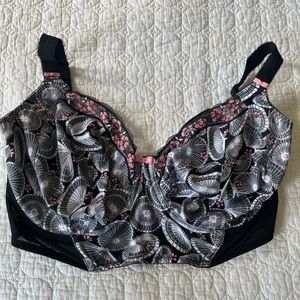 Elomi Naoki longline bralette. Stunning piece  black and pink floral 36G perfect